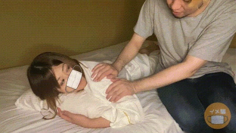 FC2-PPV-4805538 Tôi địt vợ bạn tôi khi đang mát-xa dầu cho cô ấy IMEDAMAFC2